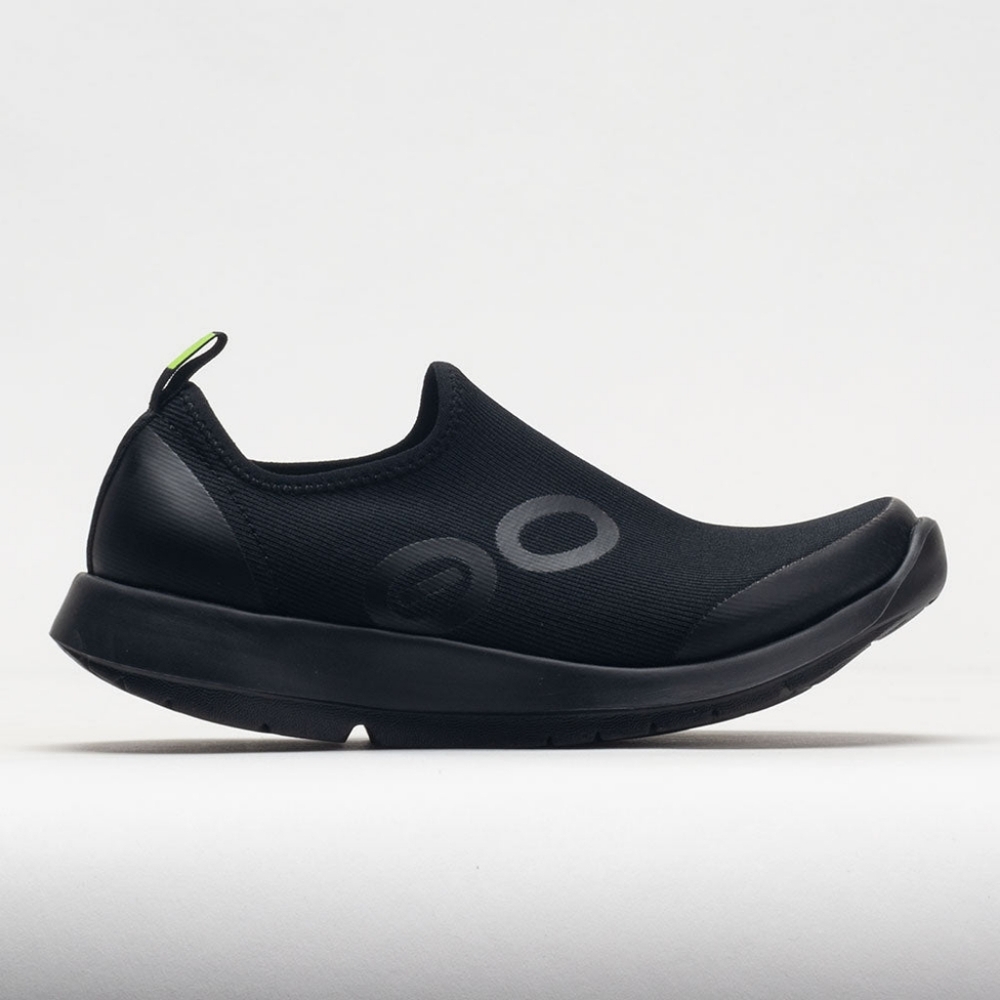 OOFOS OOmg Eezee Black Women's Slip-On Sneakers